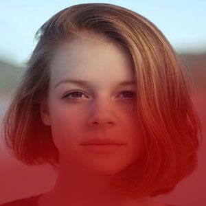Anna Mull - Designer