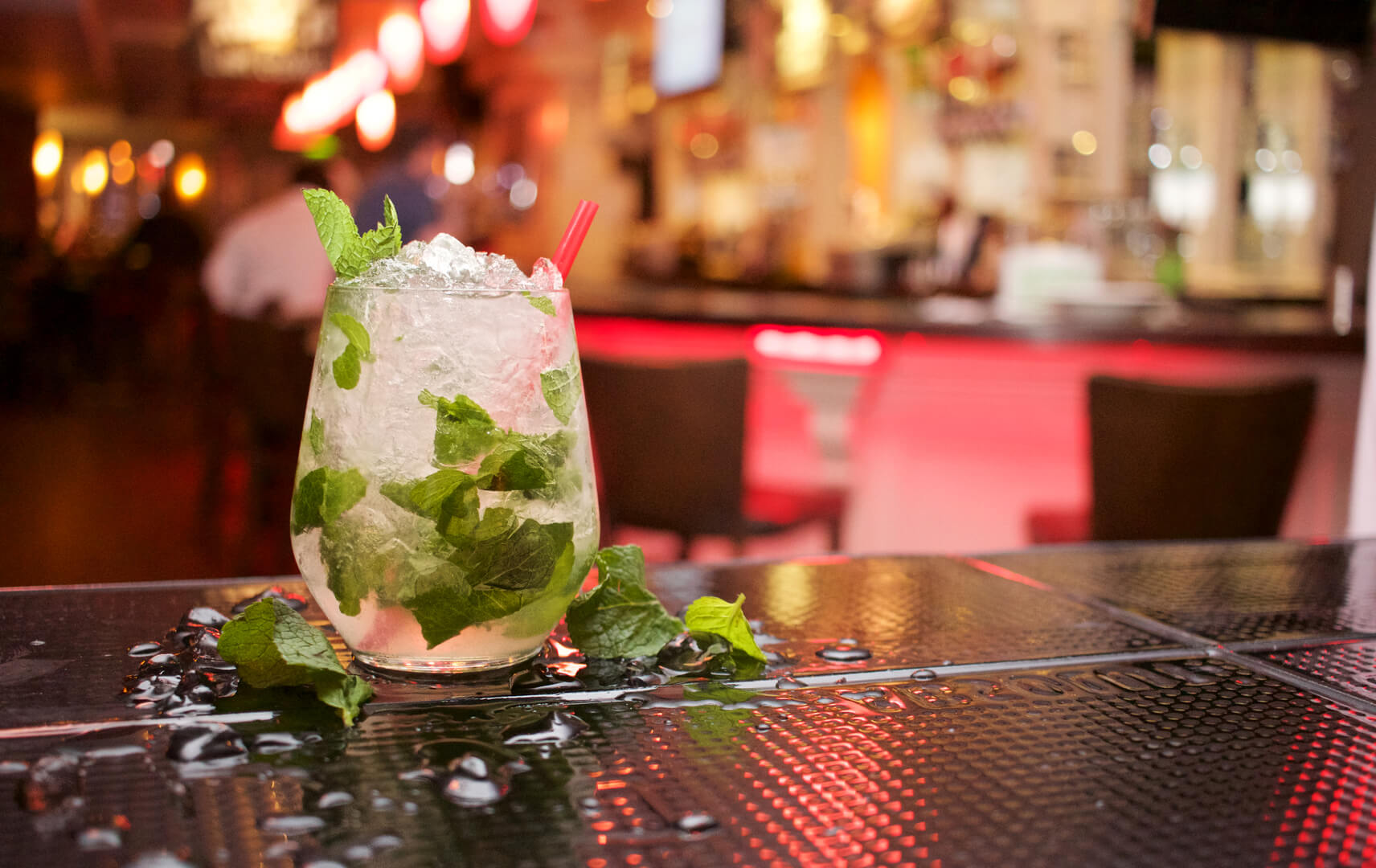 restaurant-bar-meal-food-beverage-drink-932150-pxhere.com-1